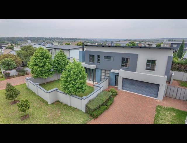 3 BEDROOM HOUSE FOR SALE IN MIDSTREAM MEADOWS